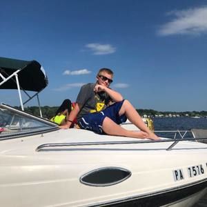 Meet your Posher, Connor